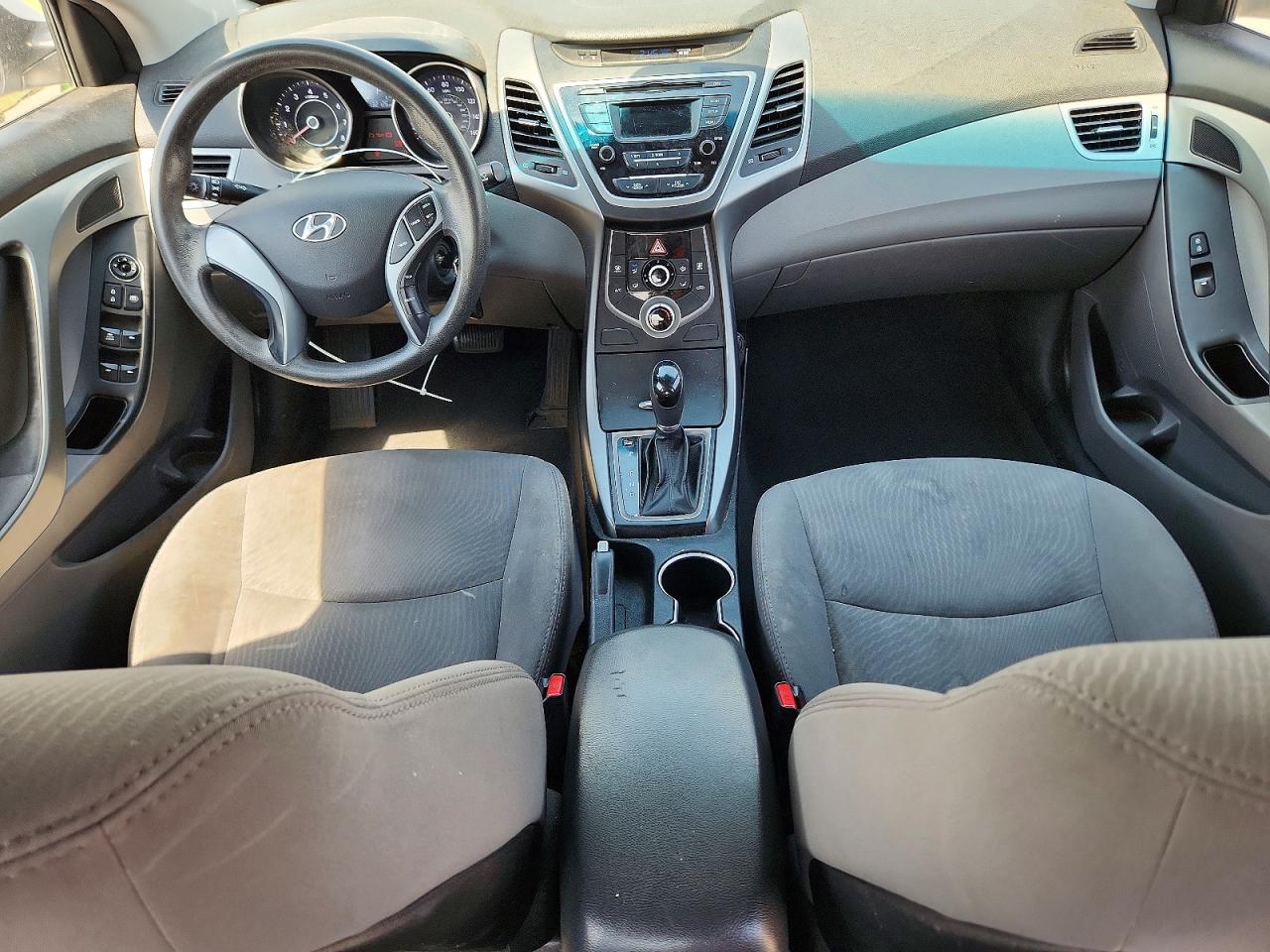 2016 HYUNDAI ELANTRA