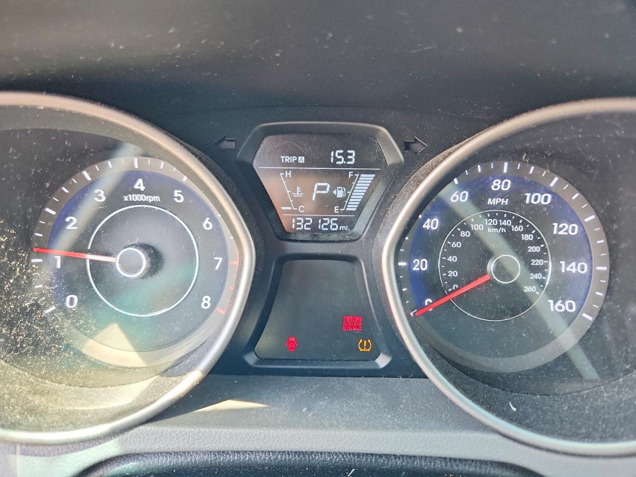 2016 HYUNDAI ELANTRA