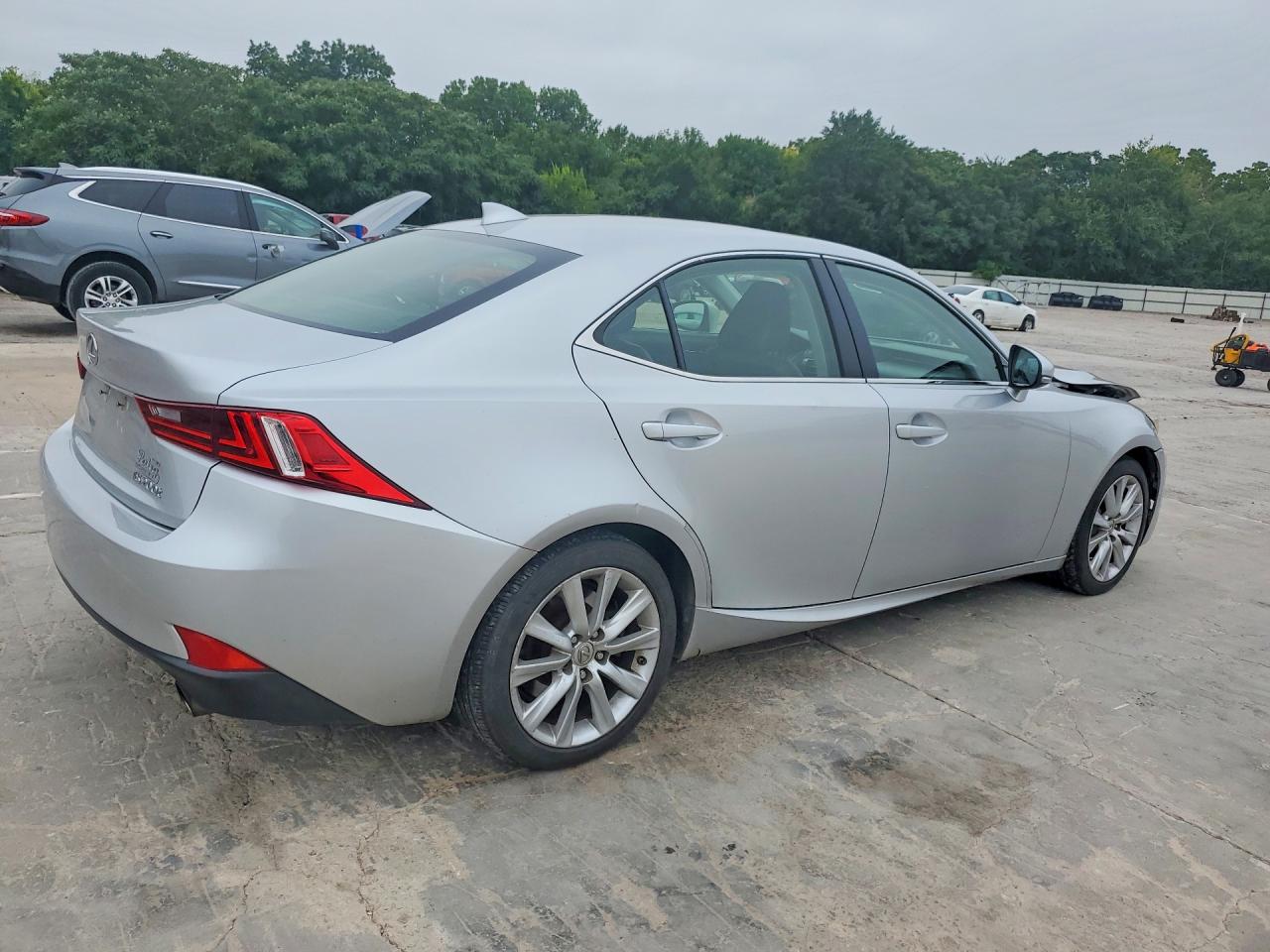 2016 LEXUS IS