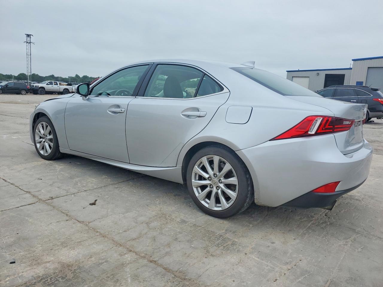 2016 LEXUS IS