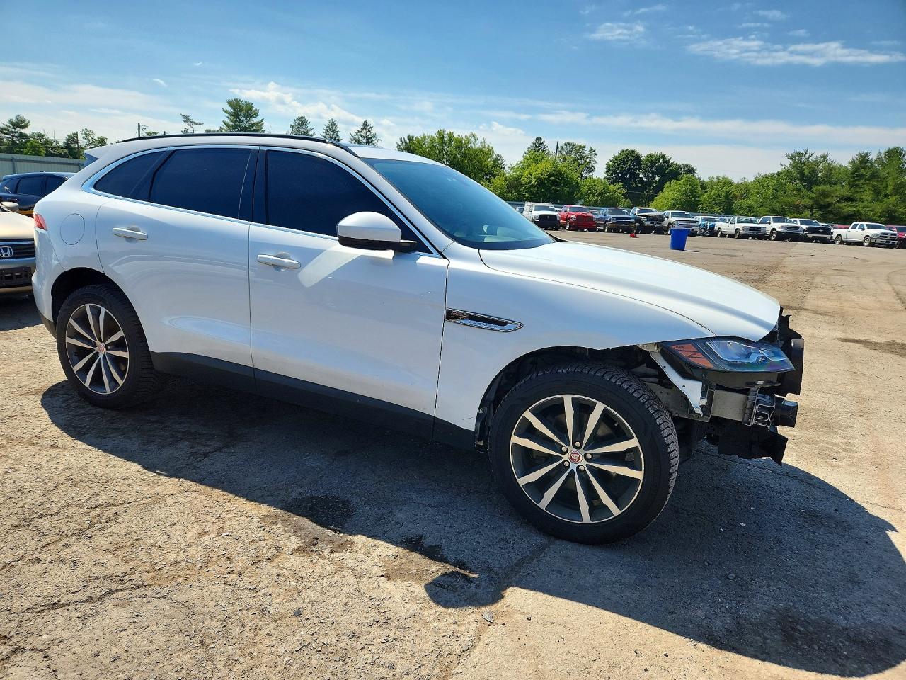 2017 JAGUAR F-PACE