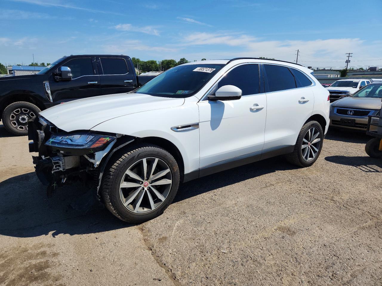 2017 JAGUAR F-PACE