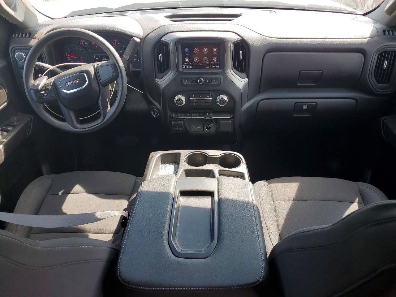 2024 GMC SIERRA