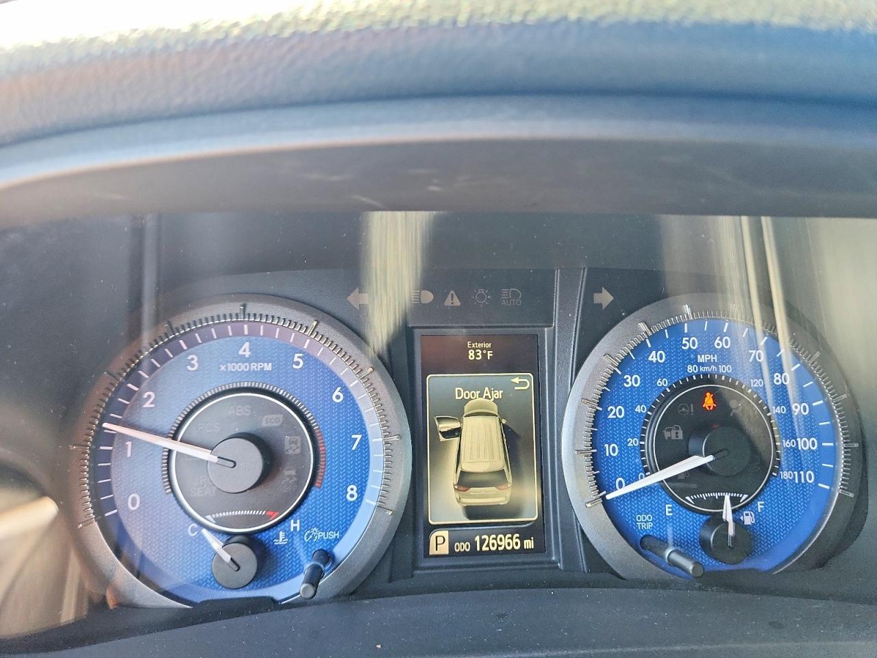 2015 TOYOTA SIENNA