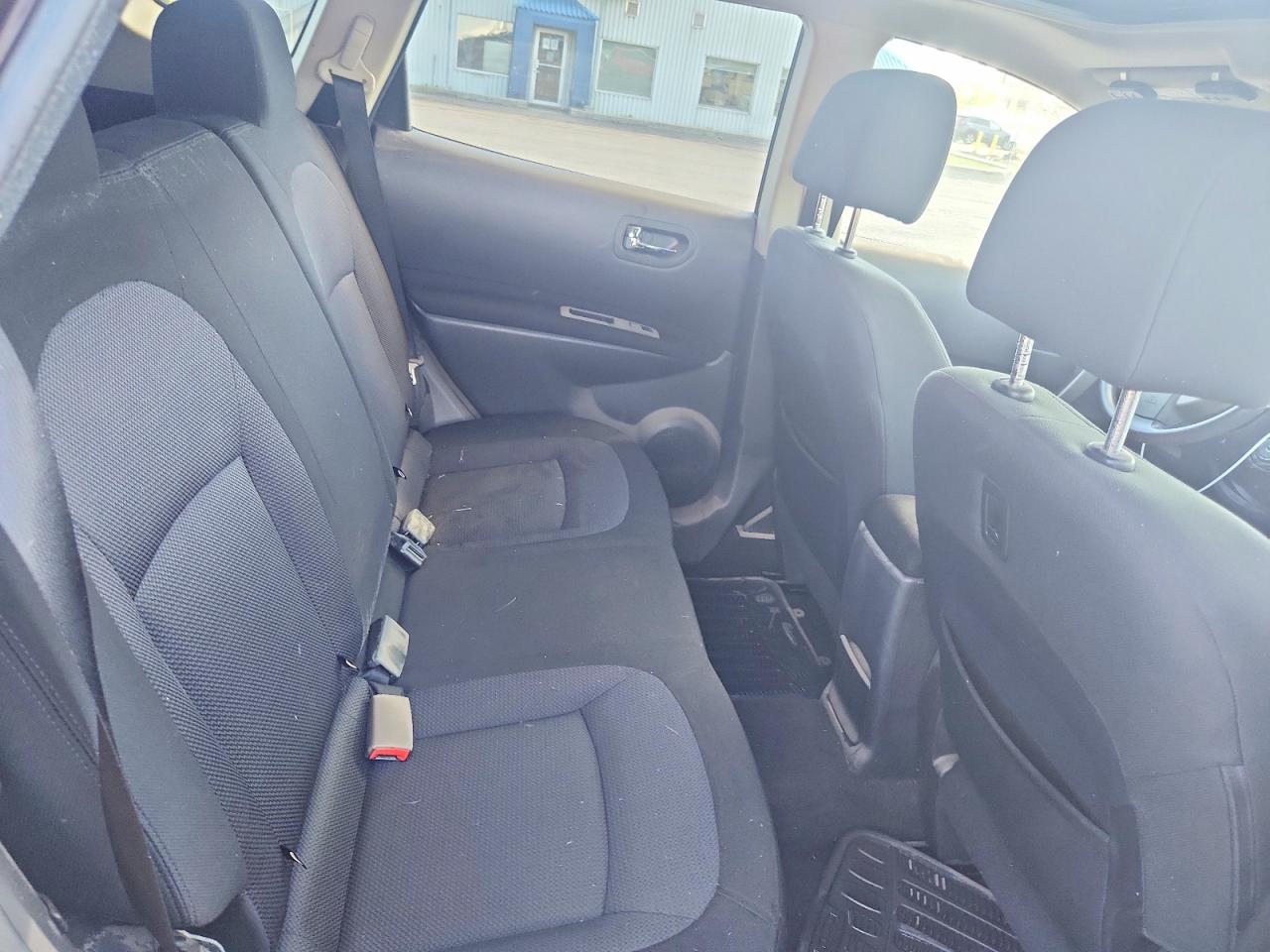 2011 NISSAN ROGUE