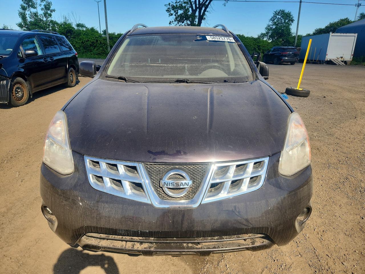 2011 NISSAN ROGUE