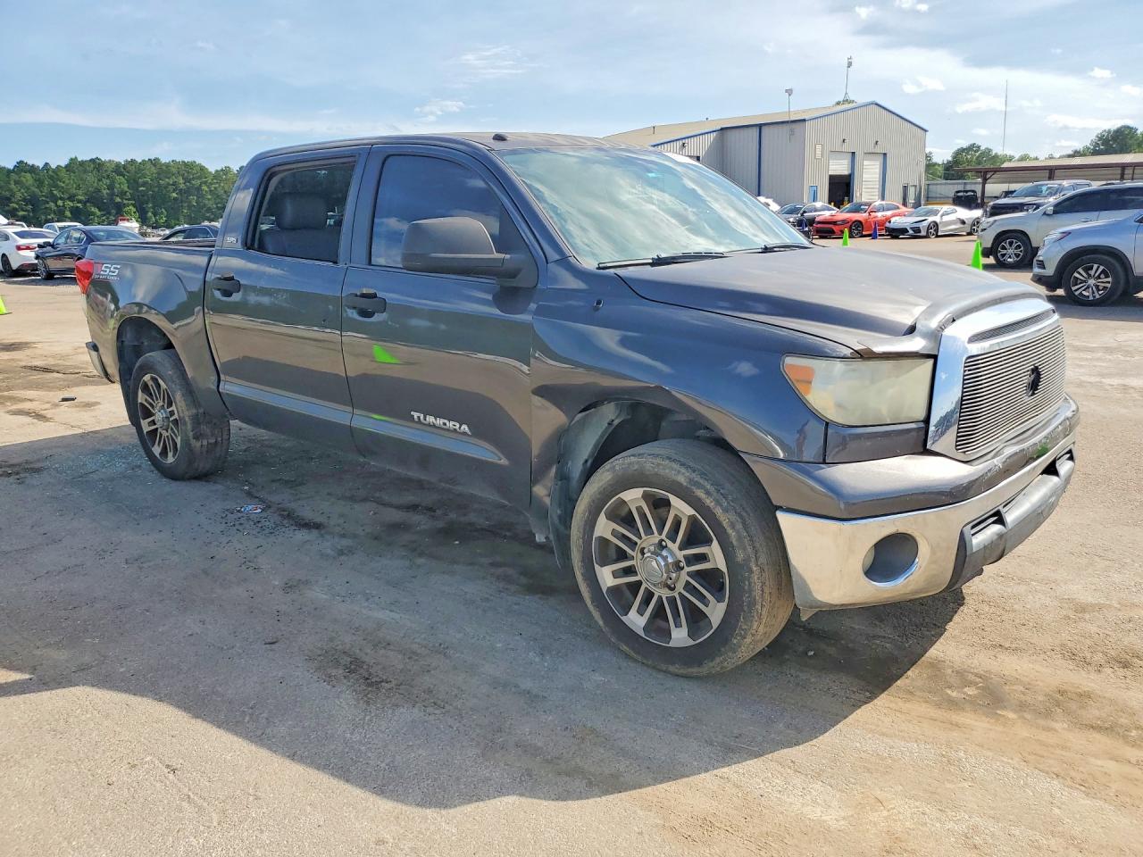 2012 TOYOTA TUNDRA