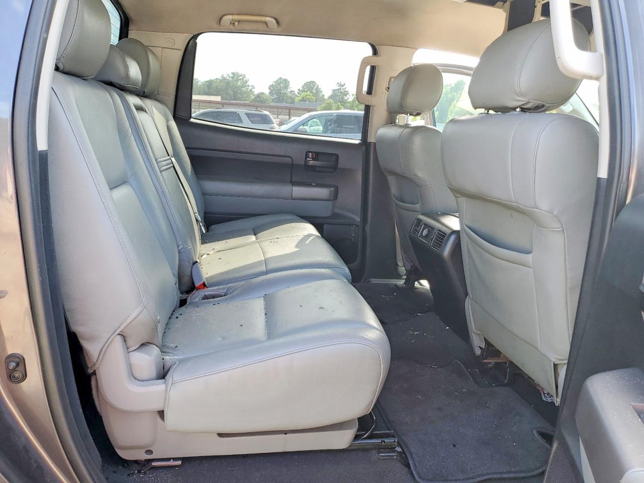 2012 TOYOTA TUNDRA