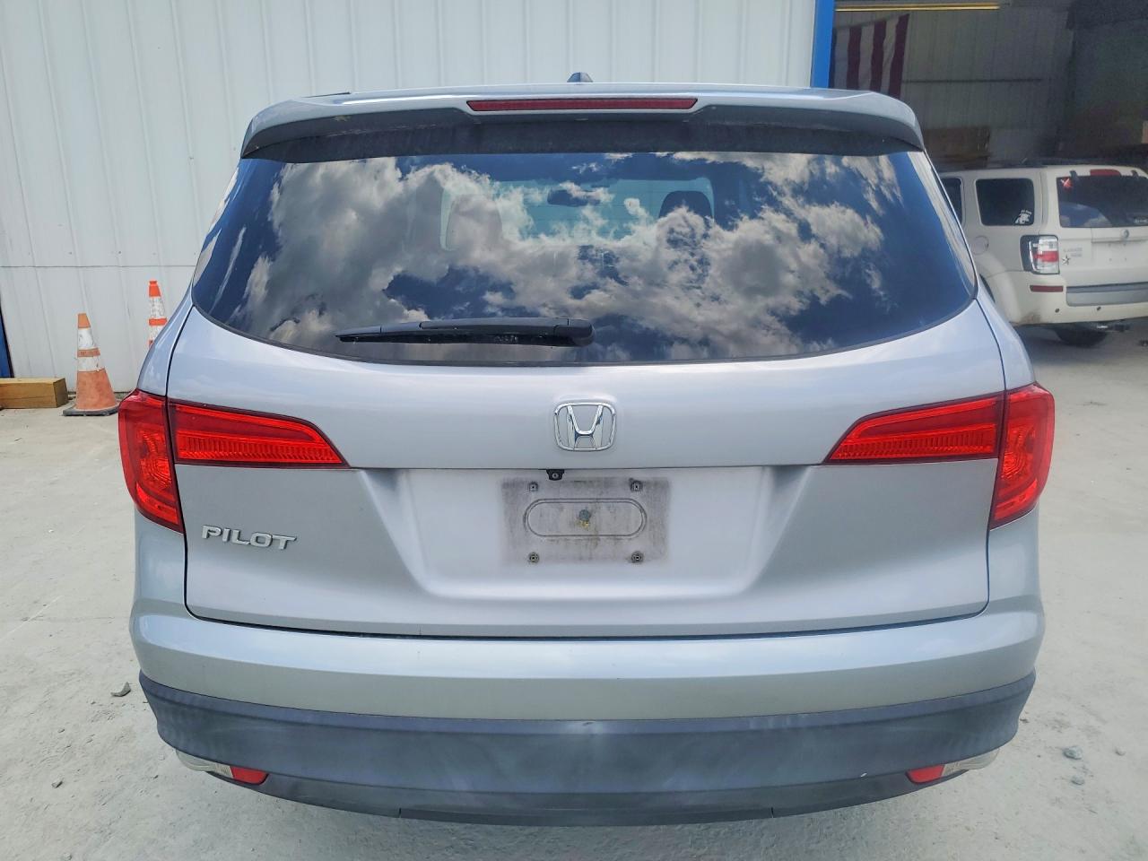 2017 HONDA PILOT