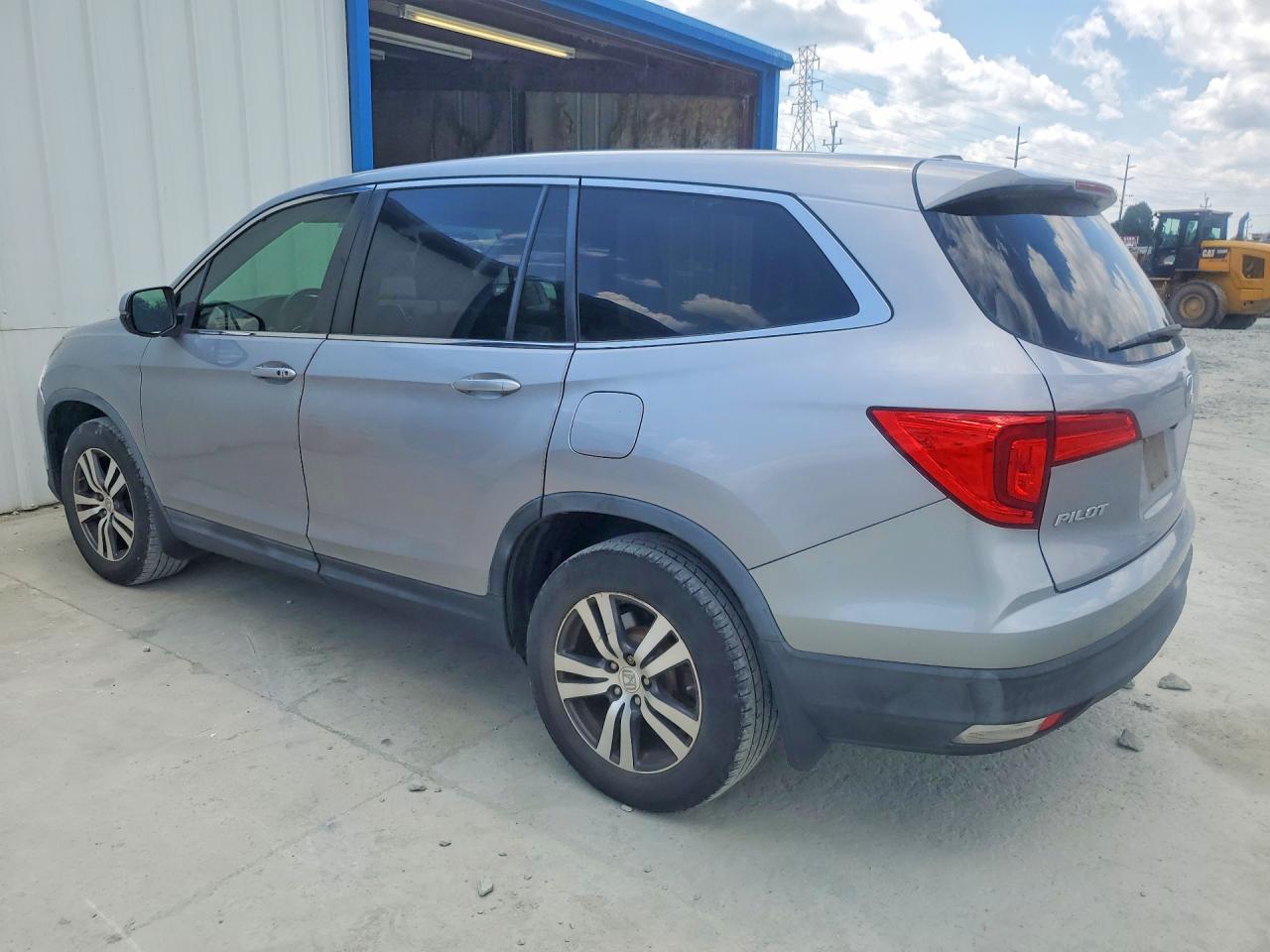2017 HONDA PILOT