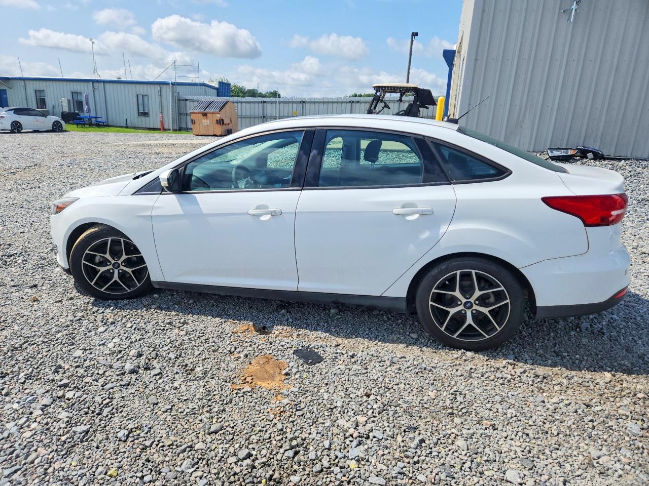 2017 FORD FOCUS