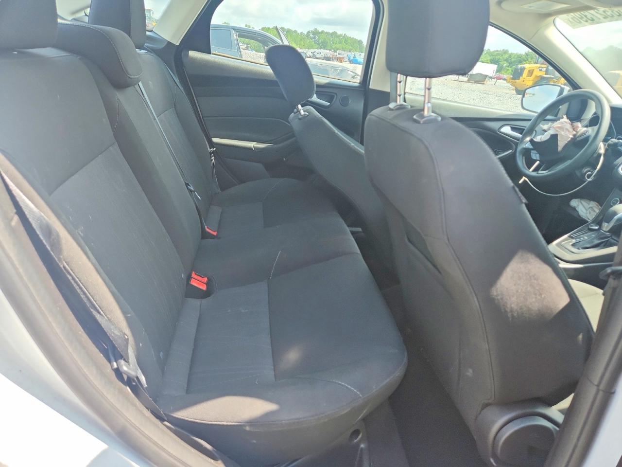 2017 FORD FOCUS