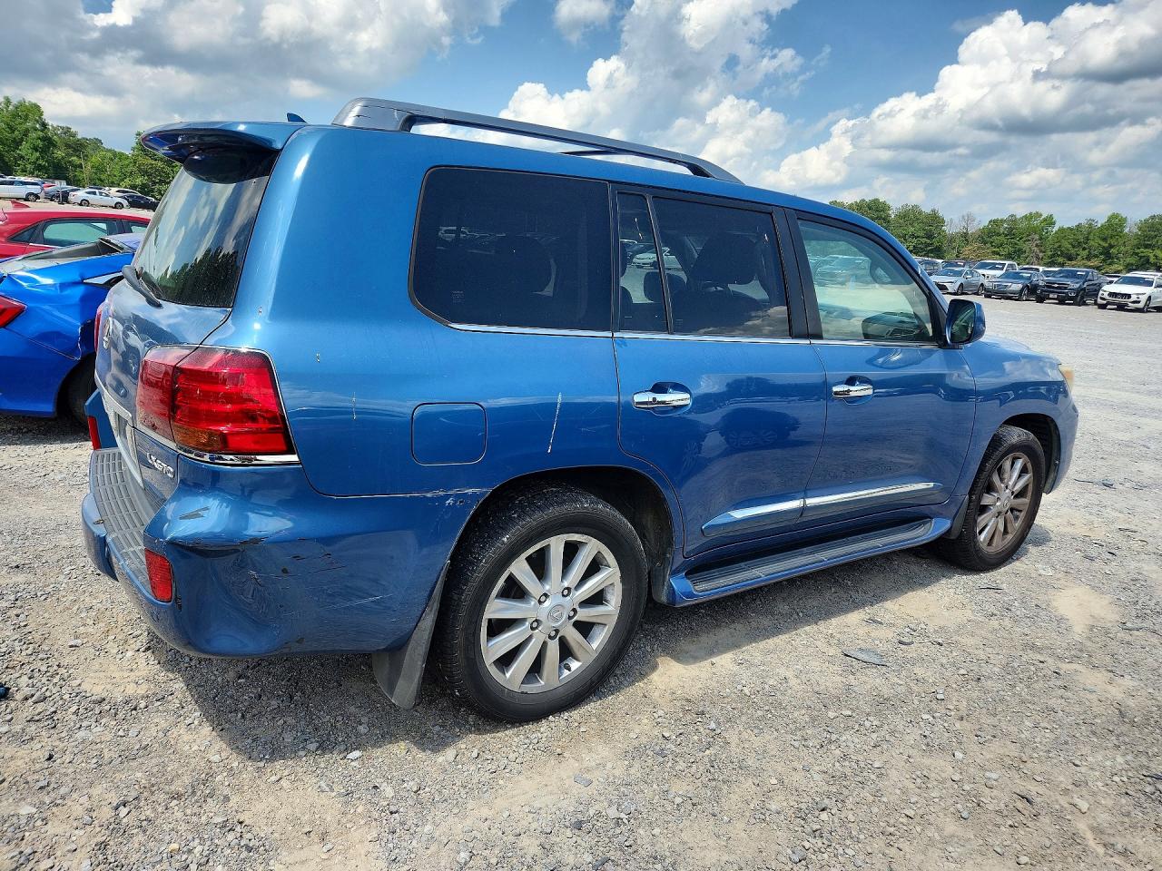 2009 LEXUS LX570