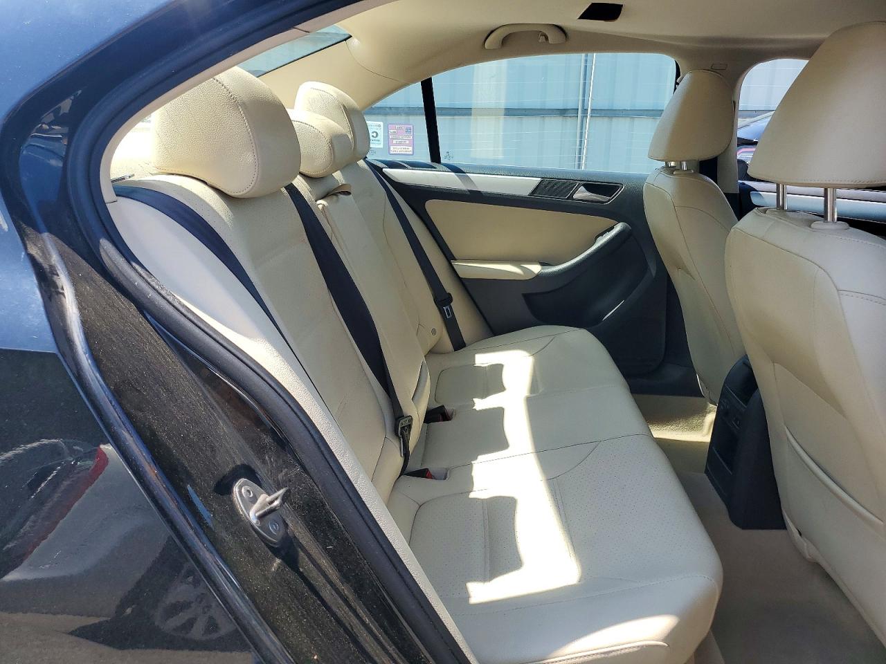 2013 VOLKSWAGEN JETTA