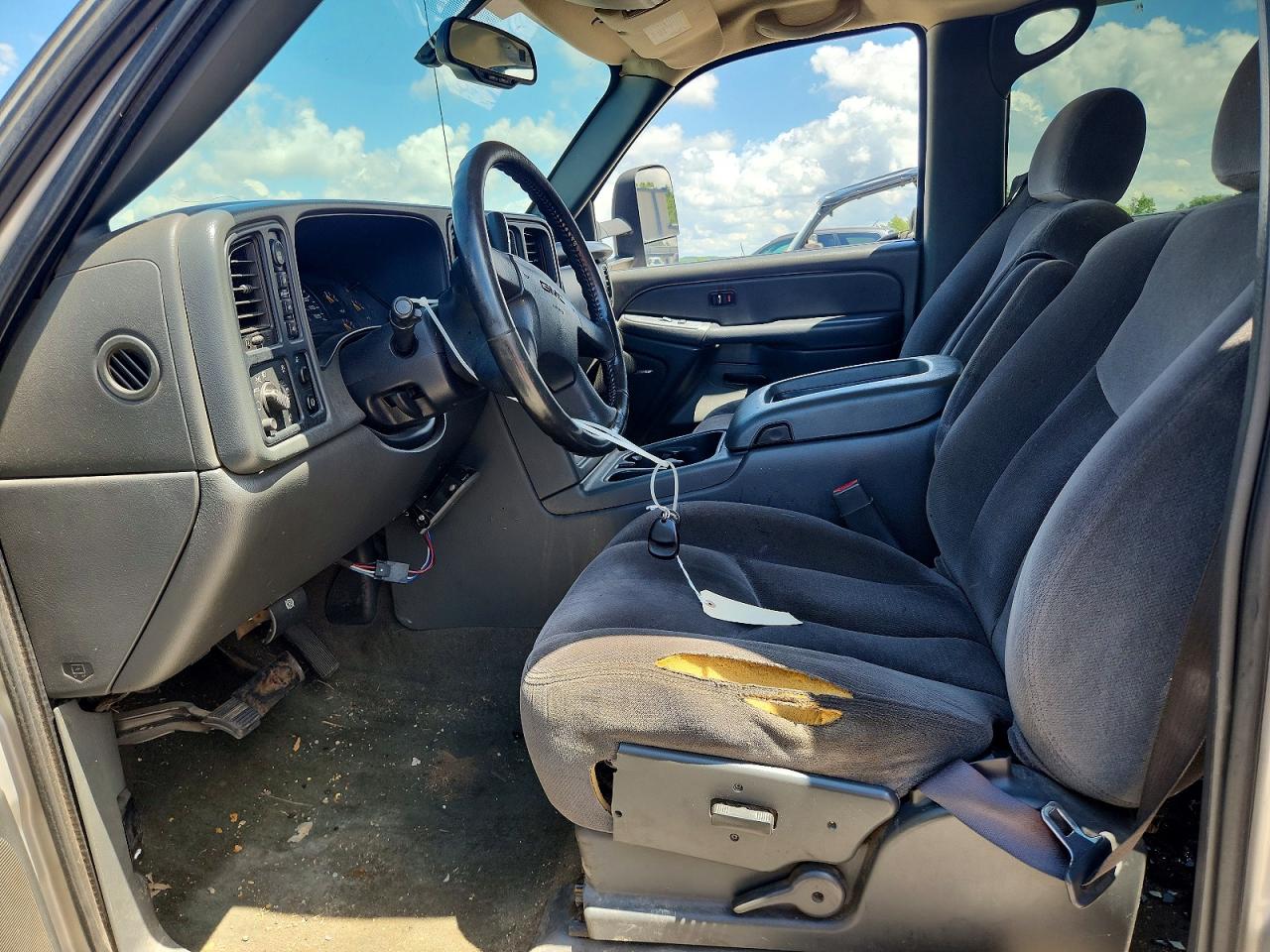 2006 GMC SIERRA