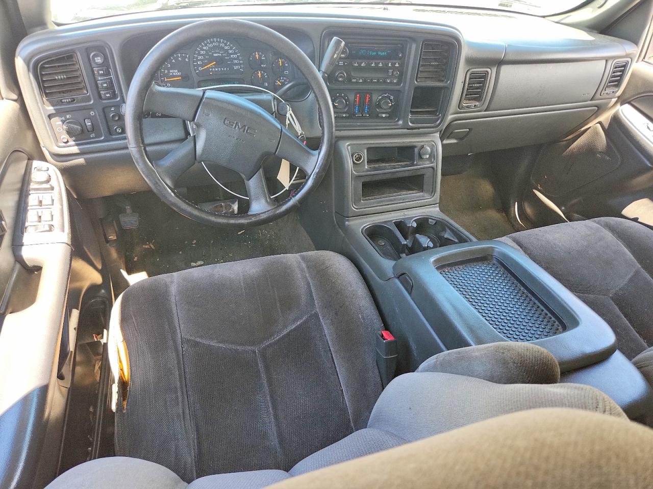 2006 GMC SIERRA