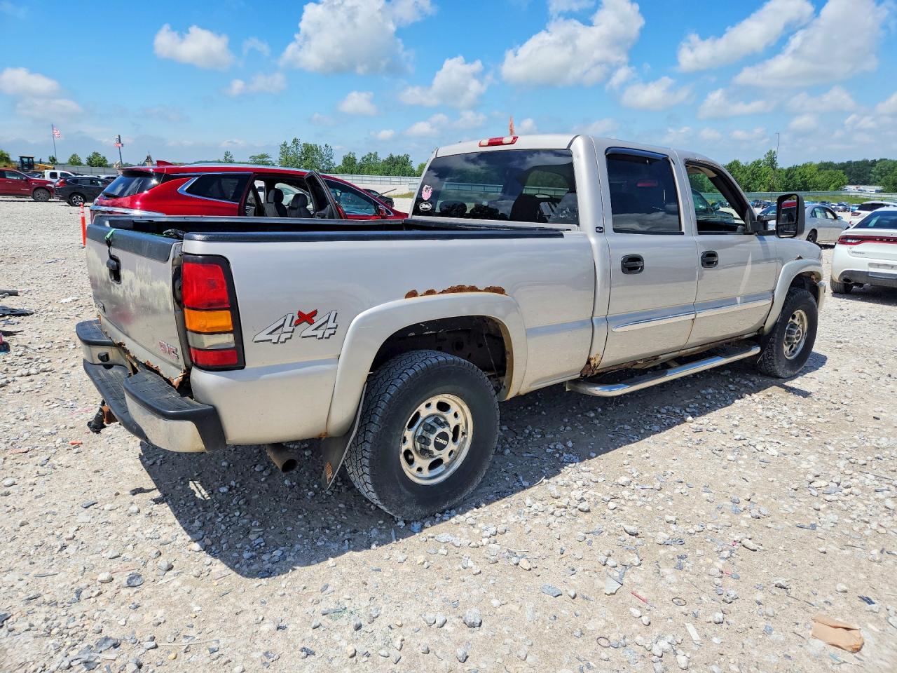 2006 GMC SIERRA