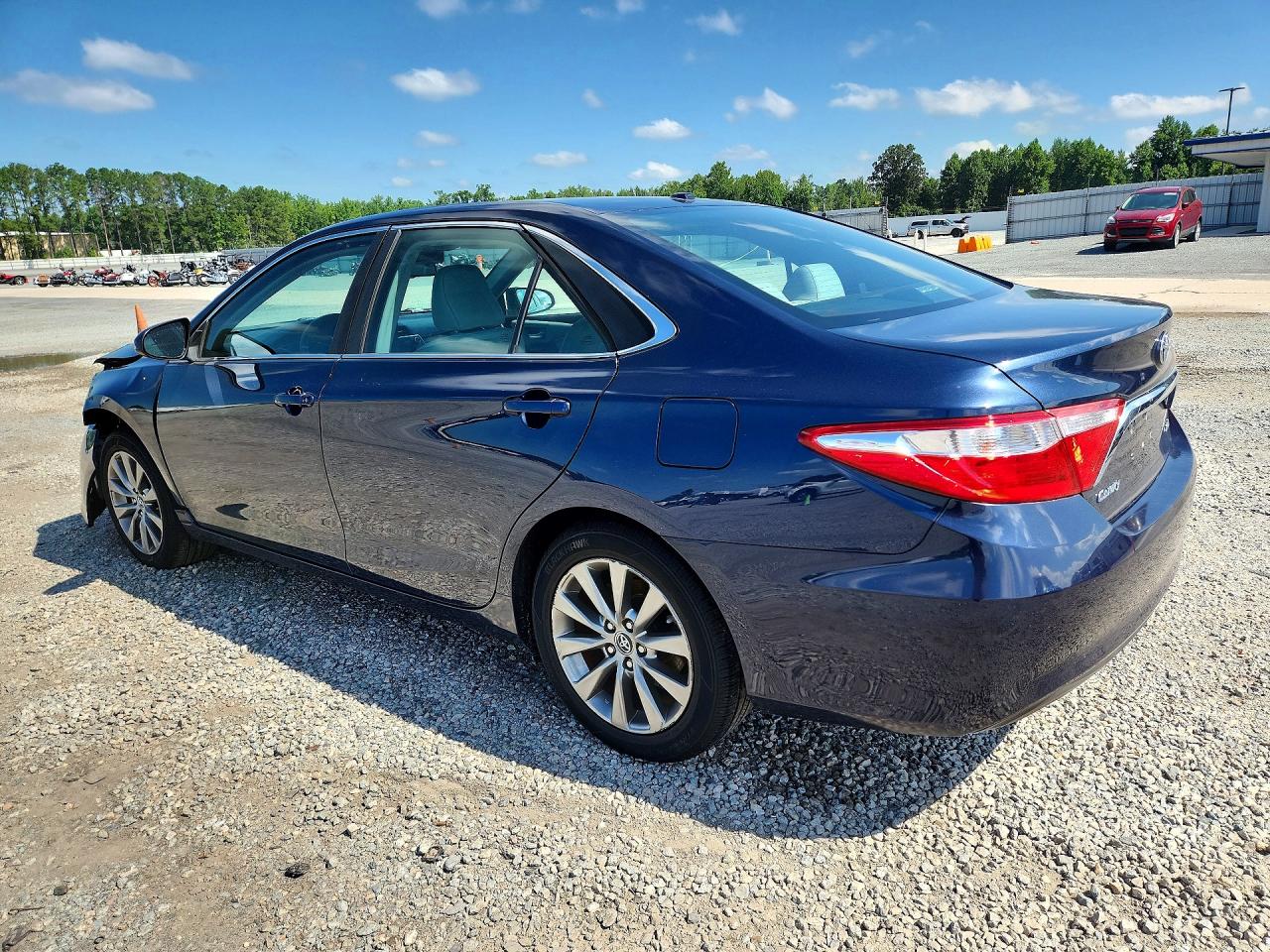 2015 TOYOTA CAMRY