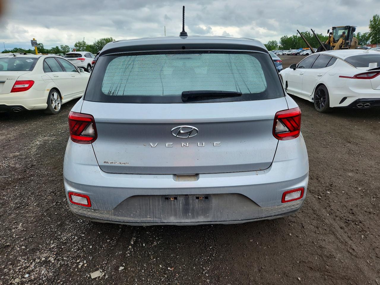 2023 HYUNDAI VENUE