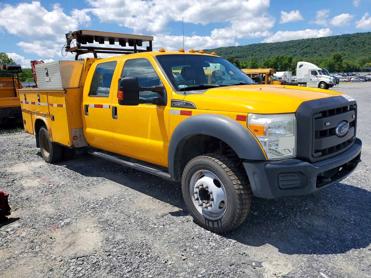 2015 FORD F550