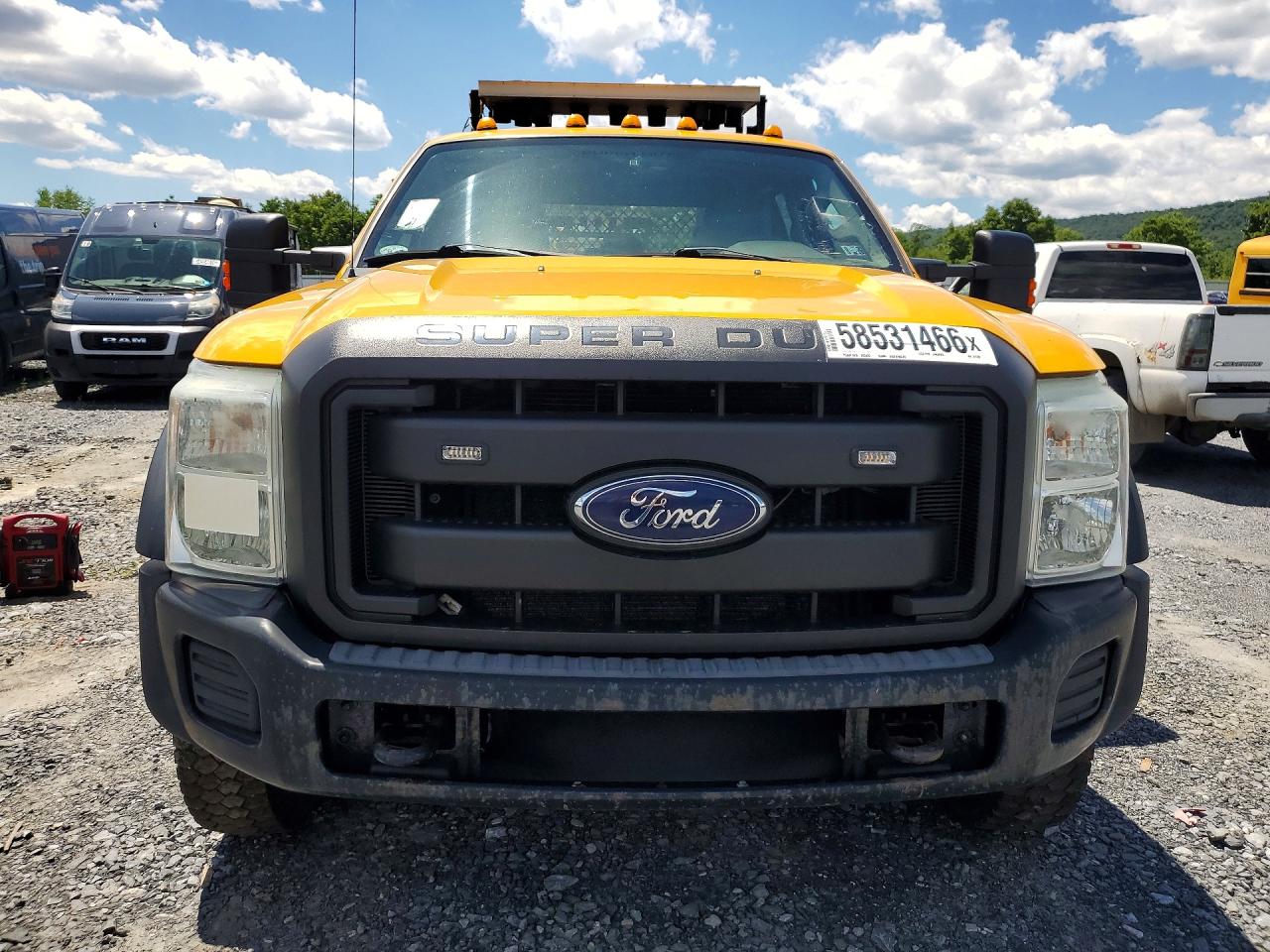 2015 FORD F550