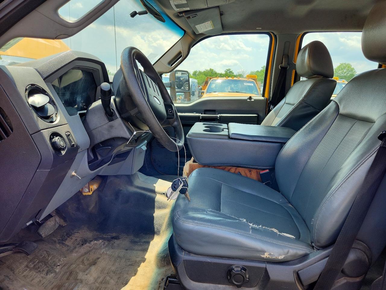 2015 FORD F350