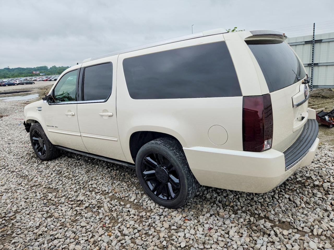 2014 CADILLAC ESCALADE