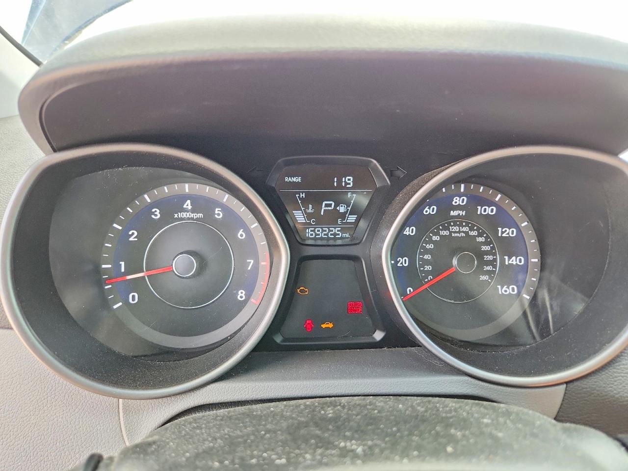 2014 HYUNDAI ELANTRA