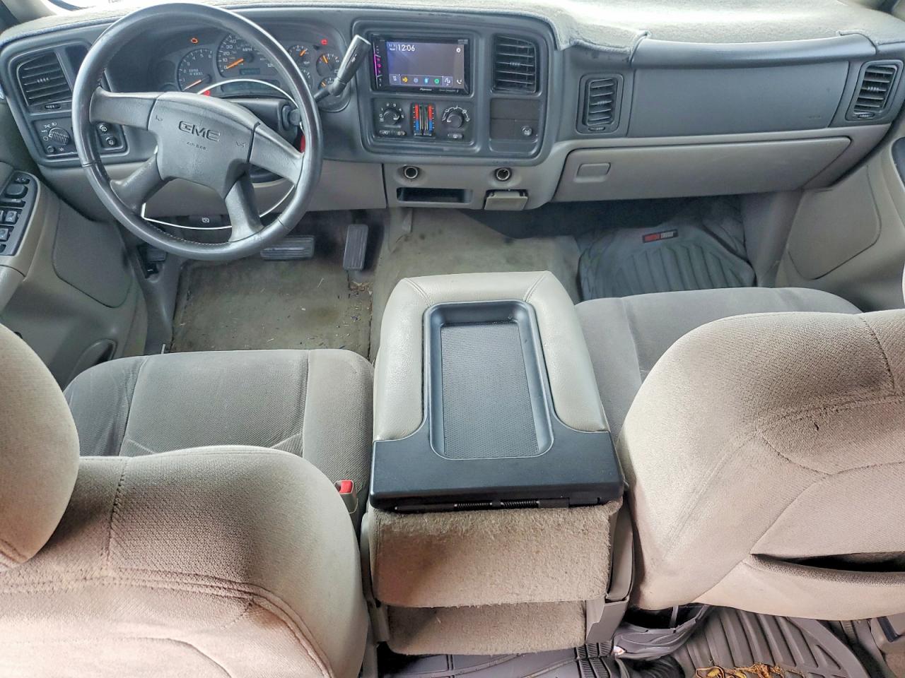 2004 GMC YUKON