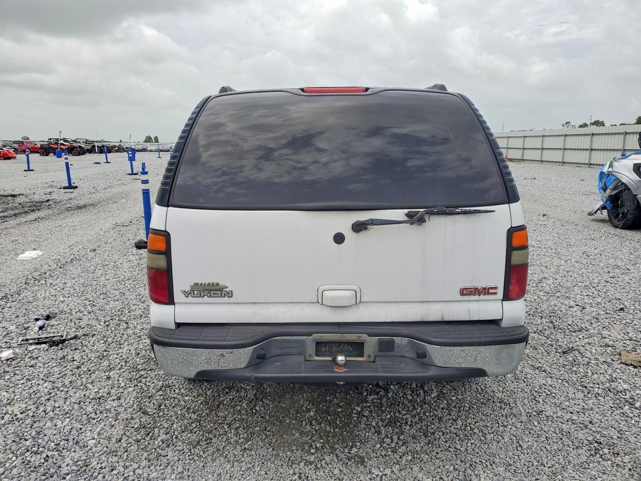 2004 GMC YUKON