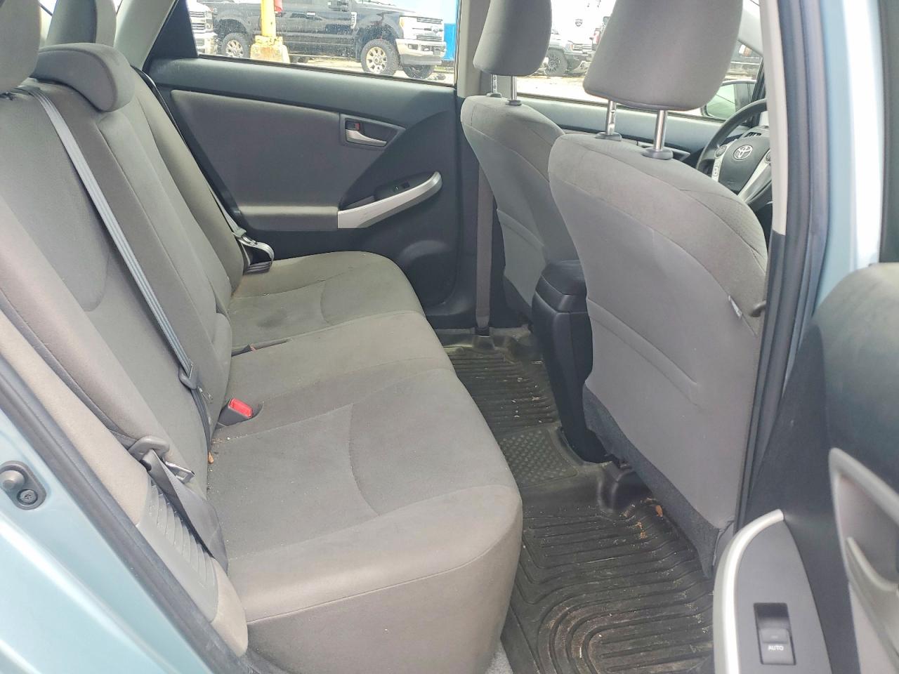 2015 TOYOTA PRIUS