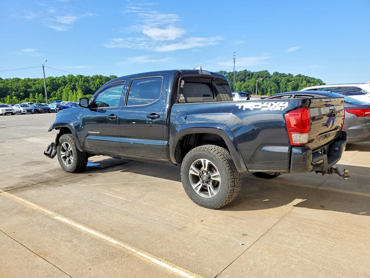 2017 TOYOTA TACOMA