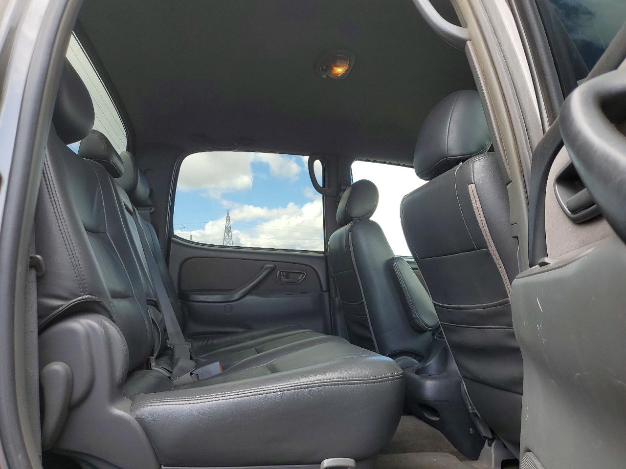 2006 TOYOTA TUNDRA