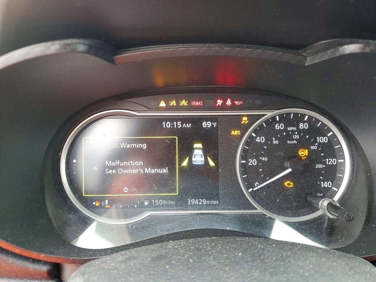 2020 NISSAN VERSA