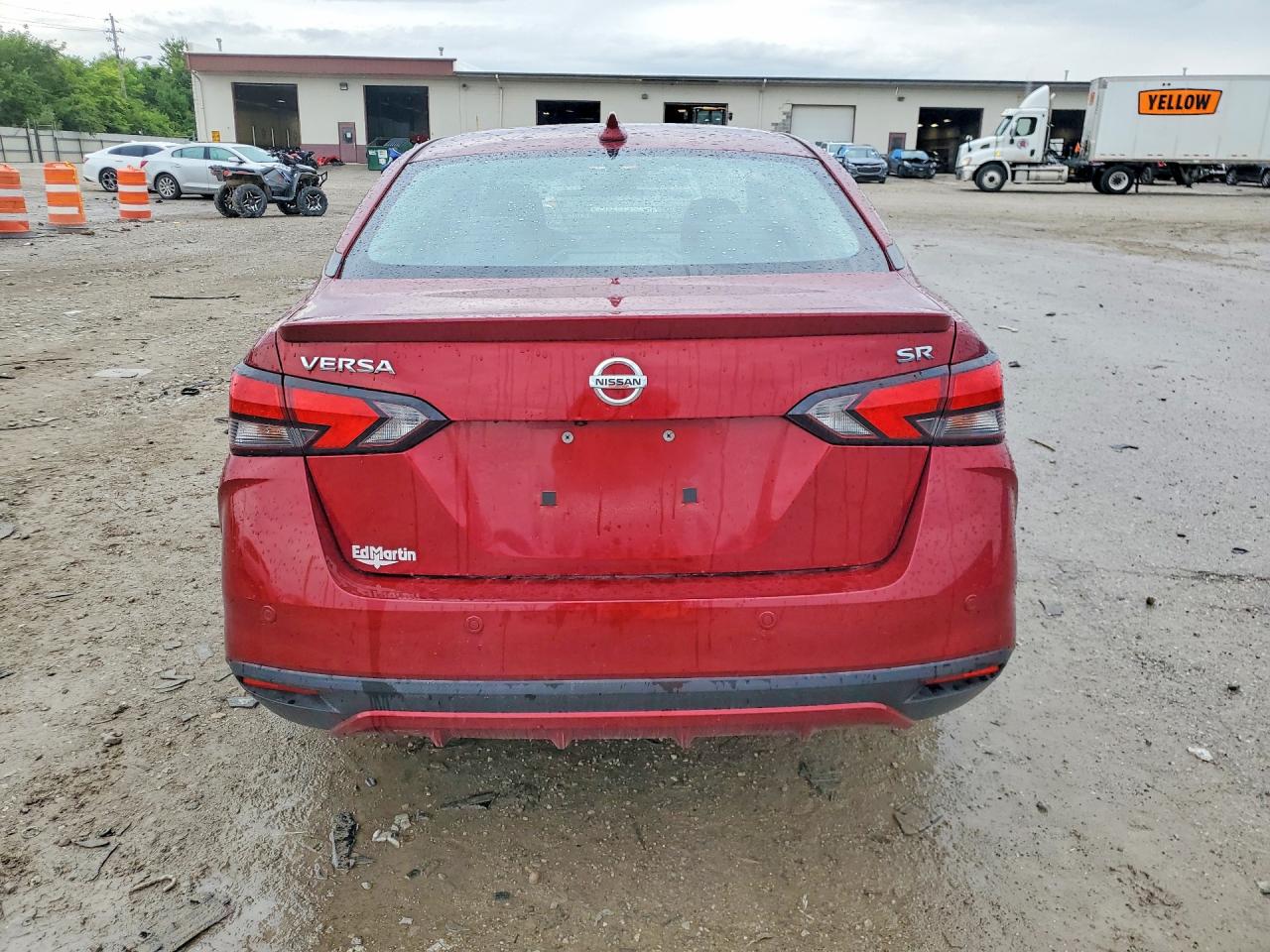 2020 NISSAN VERSA