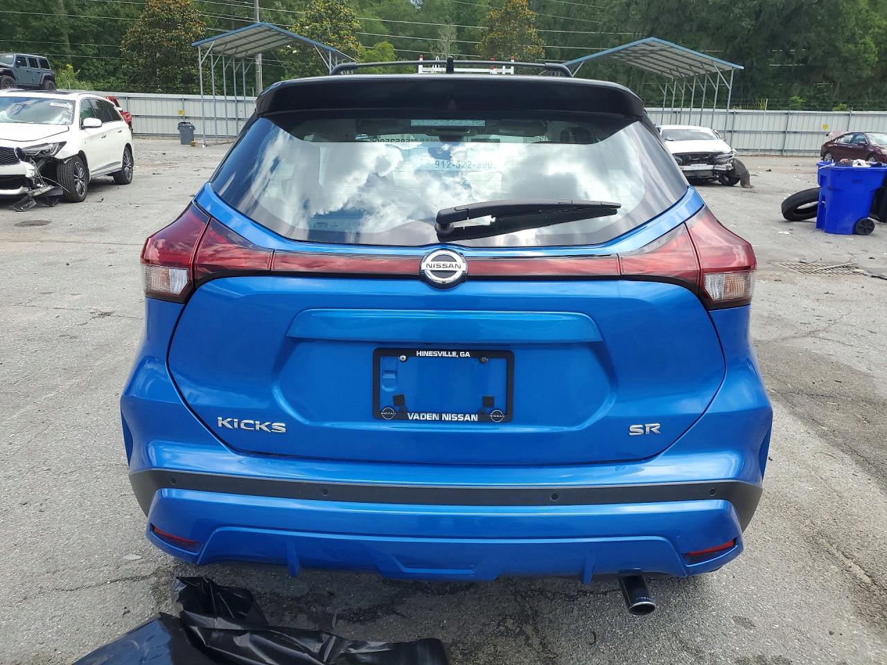 2021 NISSAN KICKS