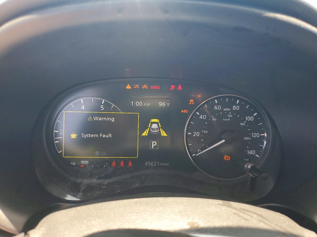 2021 NISSAN KICKS