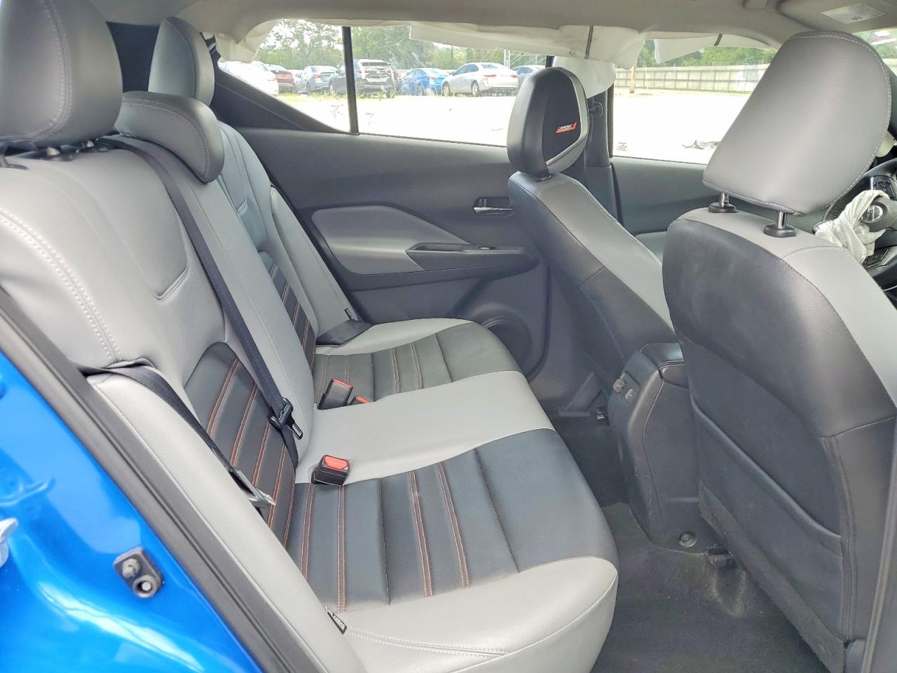 2021 NISSAN KICKS