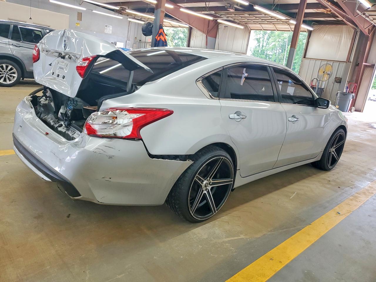 2016 NISSAN ALTIMA