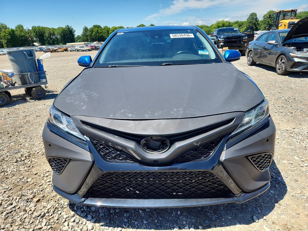 2018 TOYOTA CAMRY