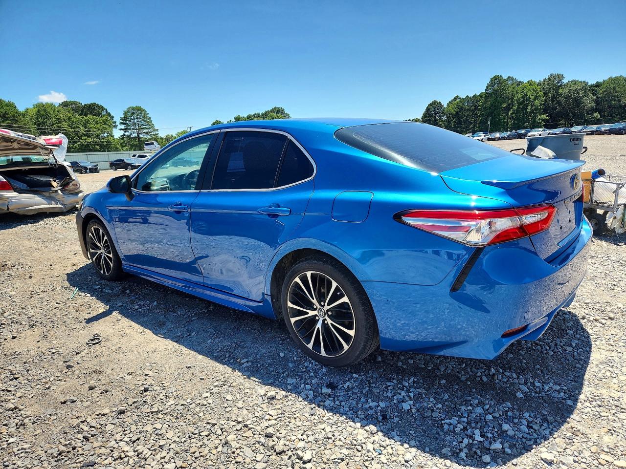 2018 TOYOTA CAMRY