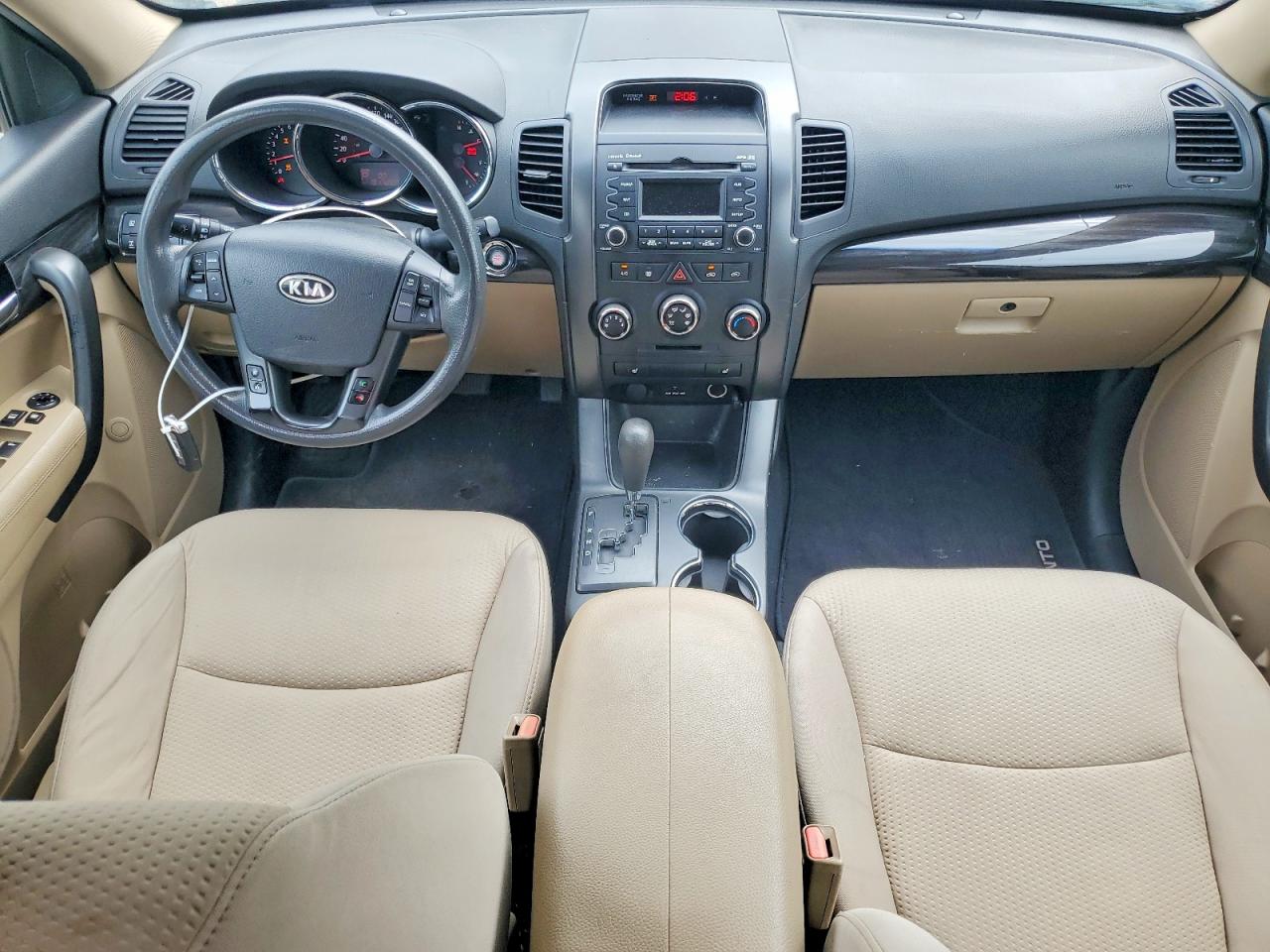 2011 KIA SORENTO