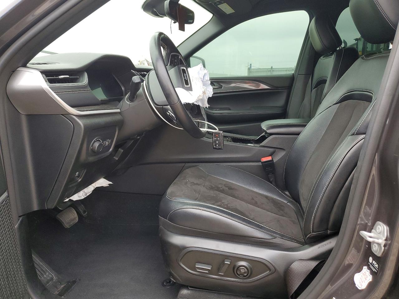 2022 JEEP CHEROKEE