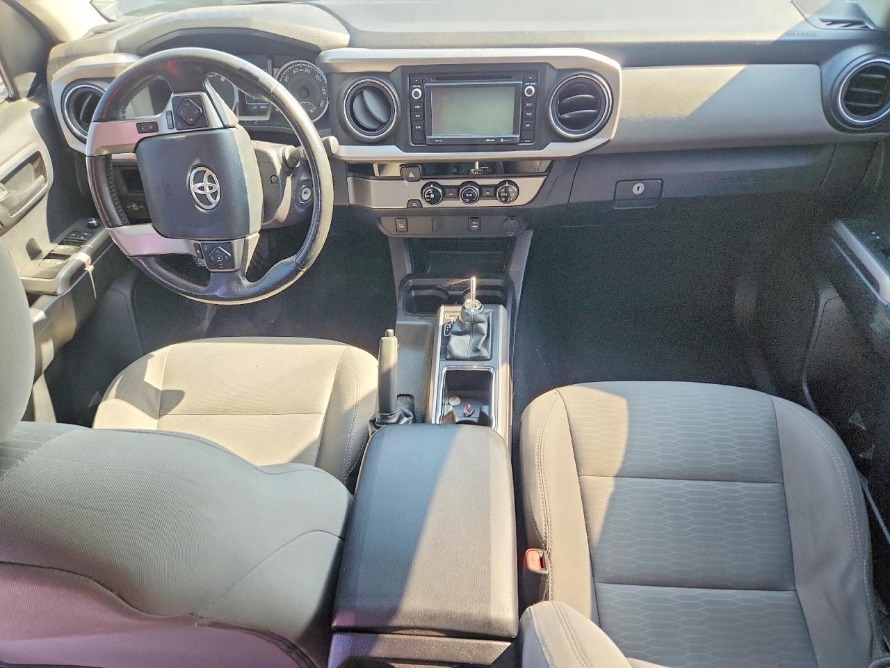 2016 TOYOTA TACOMA