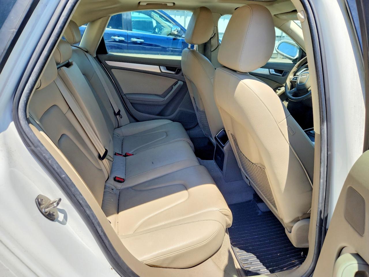 2010 AUDI A4