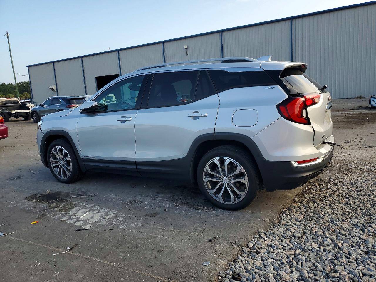 2020 GMC TERRAIN