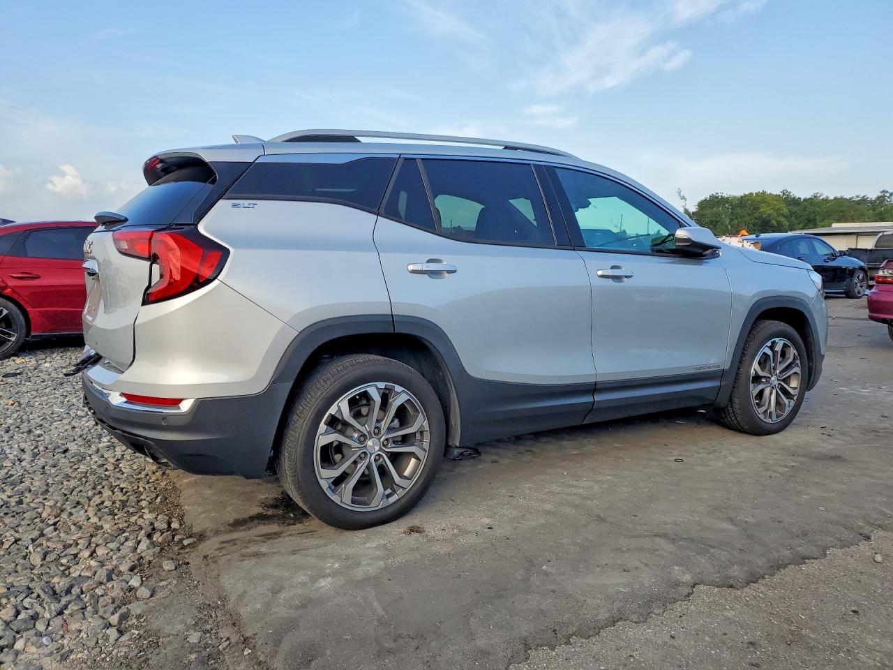 2020 GMC TERRAIN