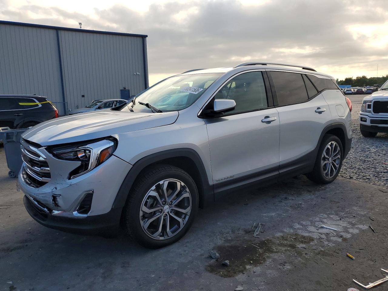 2020 GMC TERRAIN