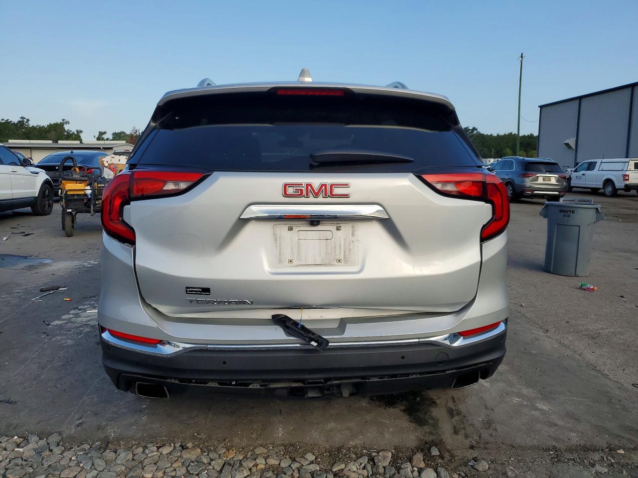 2020 GMC TERRAIN