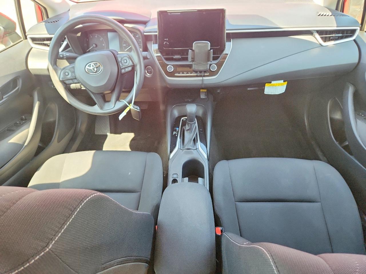 2025 TOYOTA COROLLA
